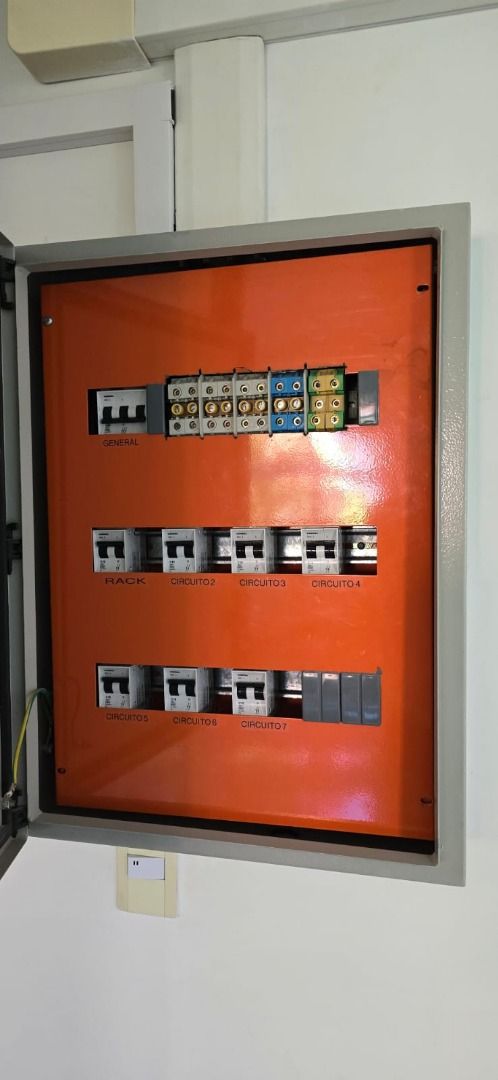 ALQUILER DE OFICINA EN Neuquén - 27