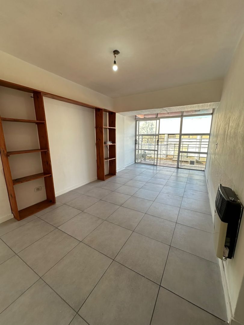 Departamento en Rodriguez Peña 100