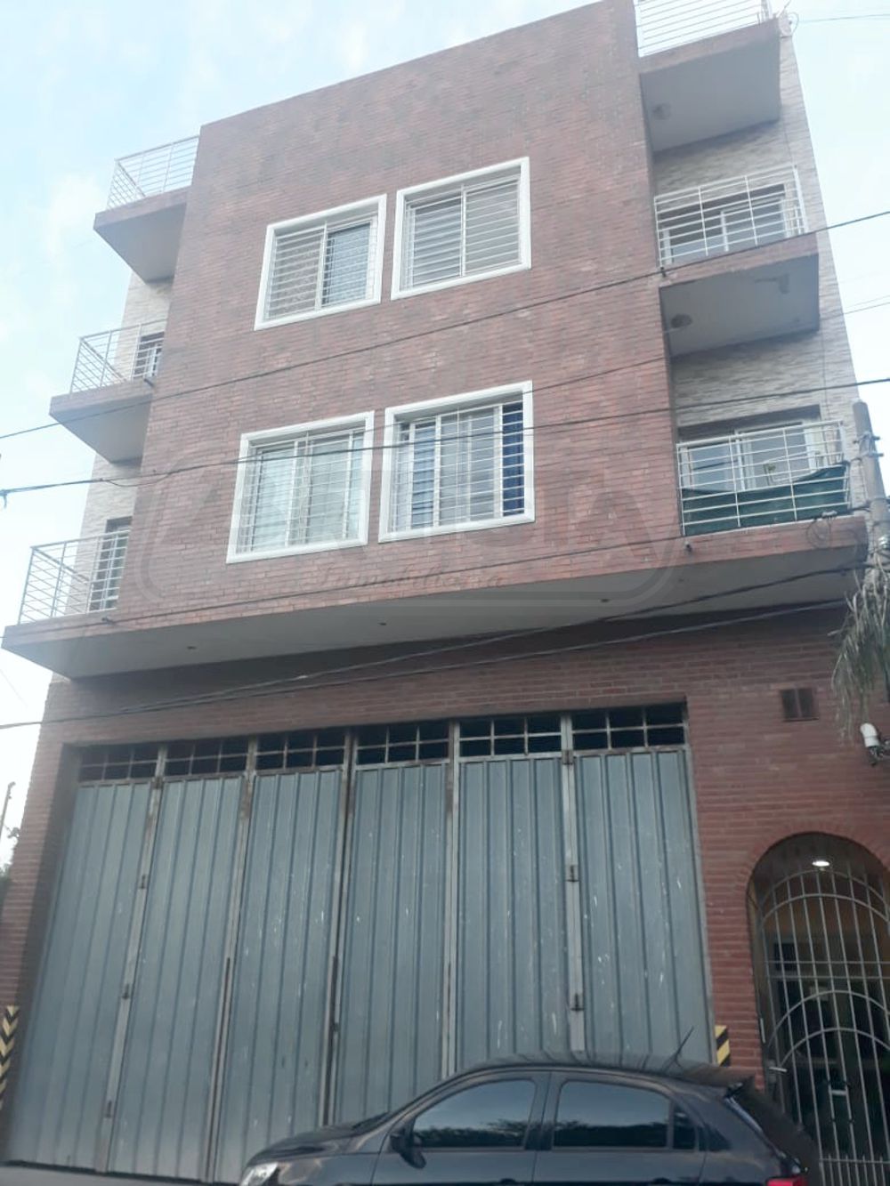 Departamento en SARRATEA 100