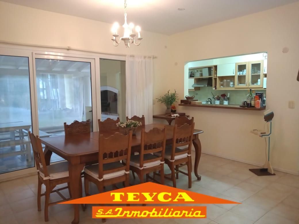 Casa en venta Pinamar Chico 5 ambientes