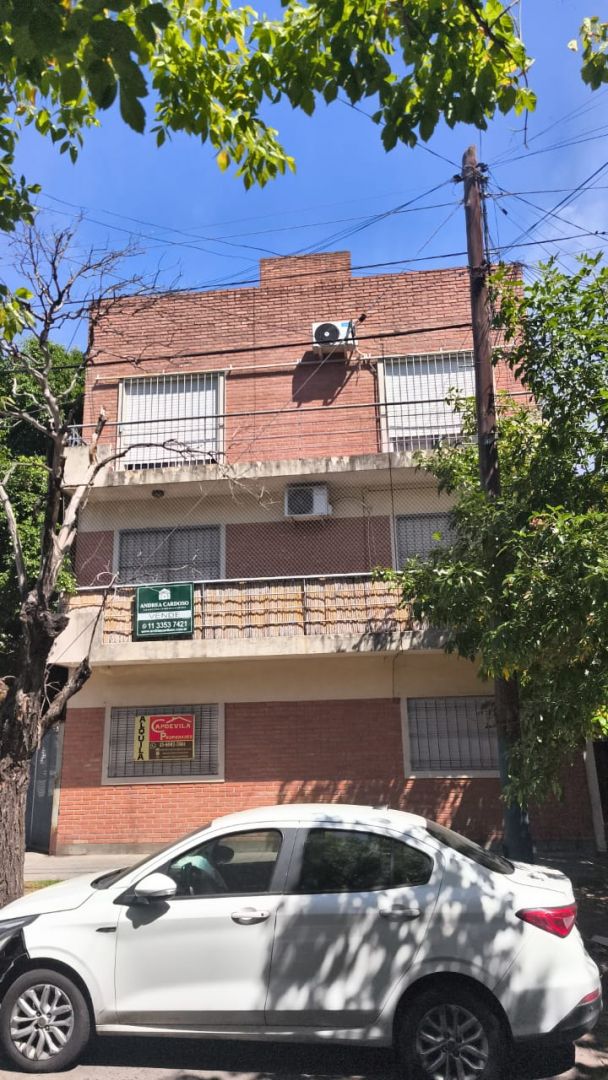 Departamento en Venta en Moron, G.B.A. Zona Oeste