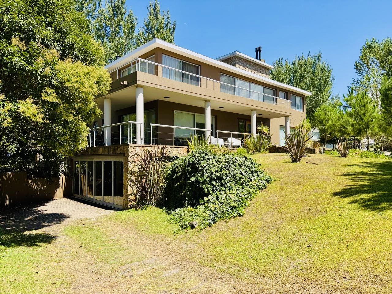 Casa en Venta en Pinamar, Buenos Aires Costa Atlantica