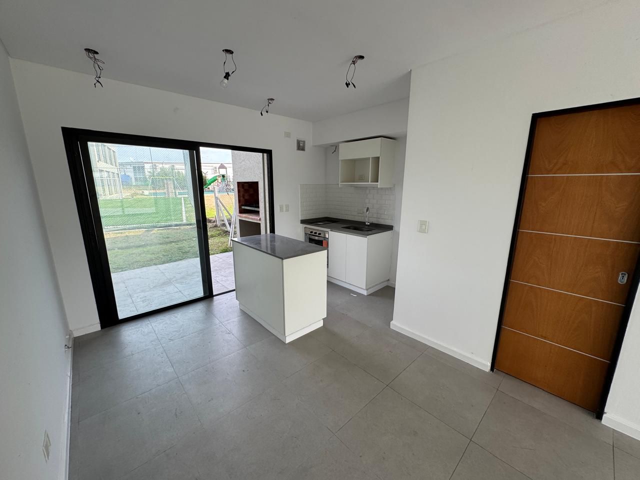 Casa EN ALQUILER