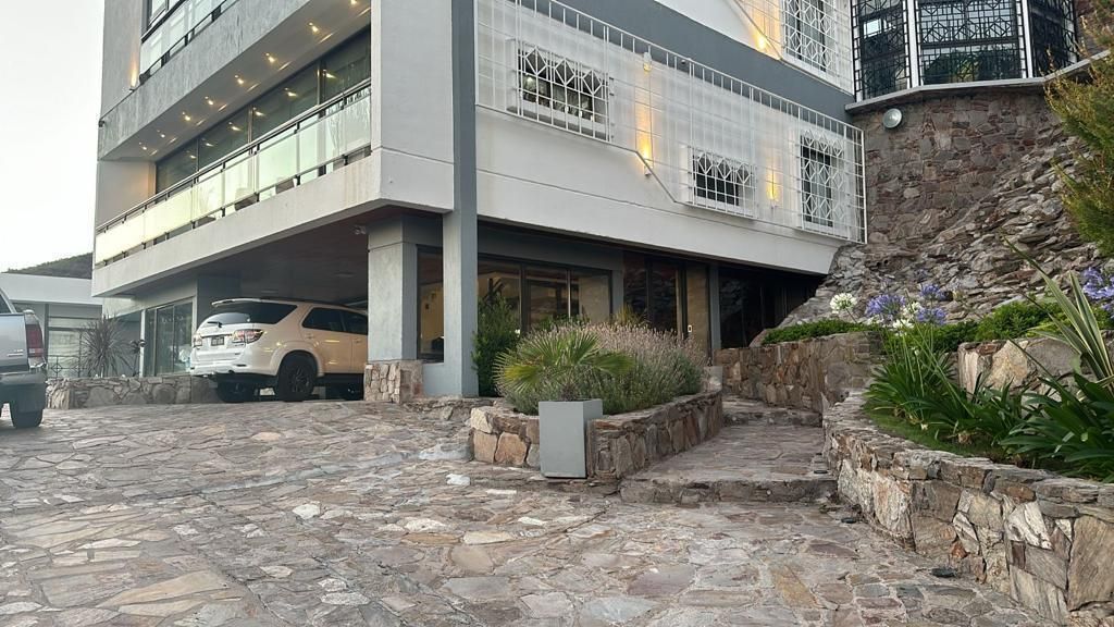 Casa en venta Santa Isabel 6 ambientes