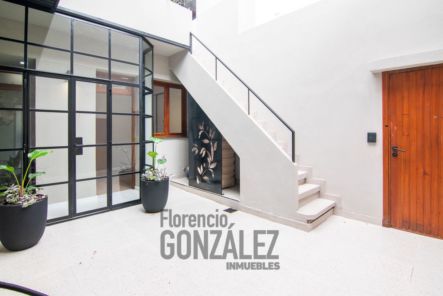 Venta PH 3 amb en Barrio Naon