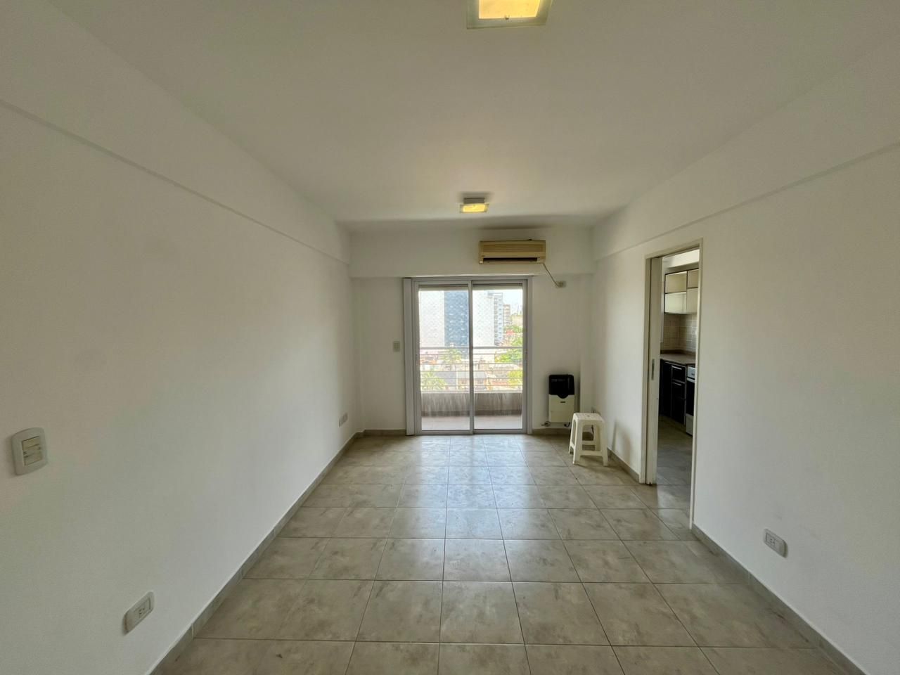 ALQUILER DE DEPARTAMENTO EN Tres de Febrero - Caseros - 10