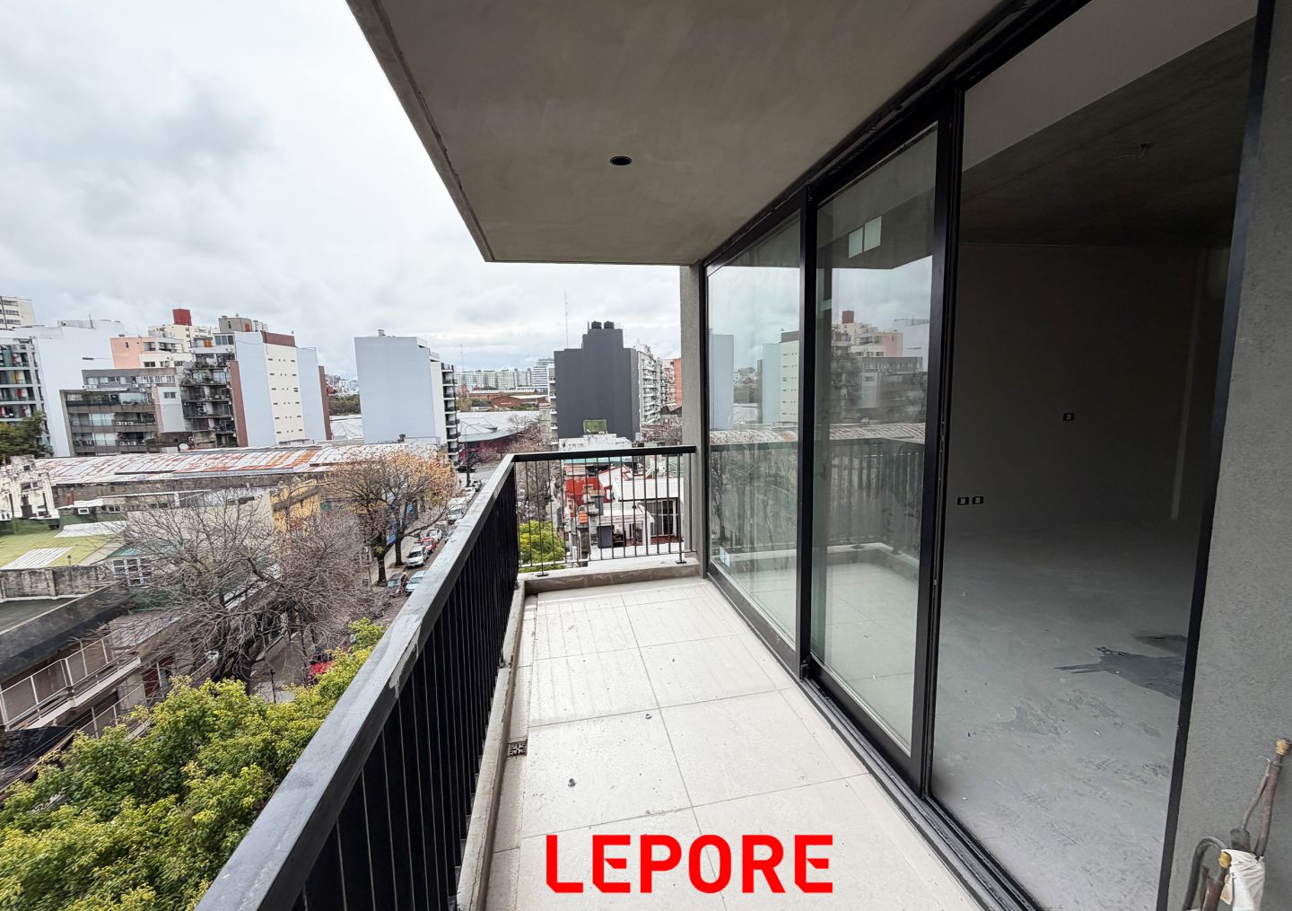 Departamento en AV. DORREGO 1500