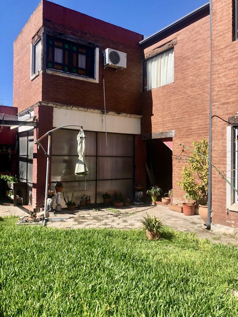Casa en venta 4 ambientes