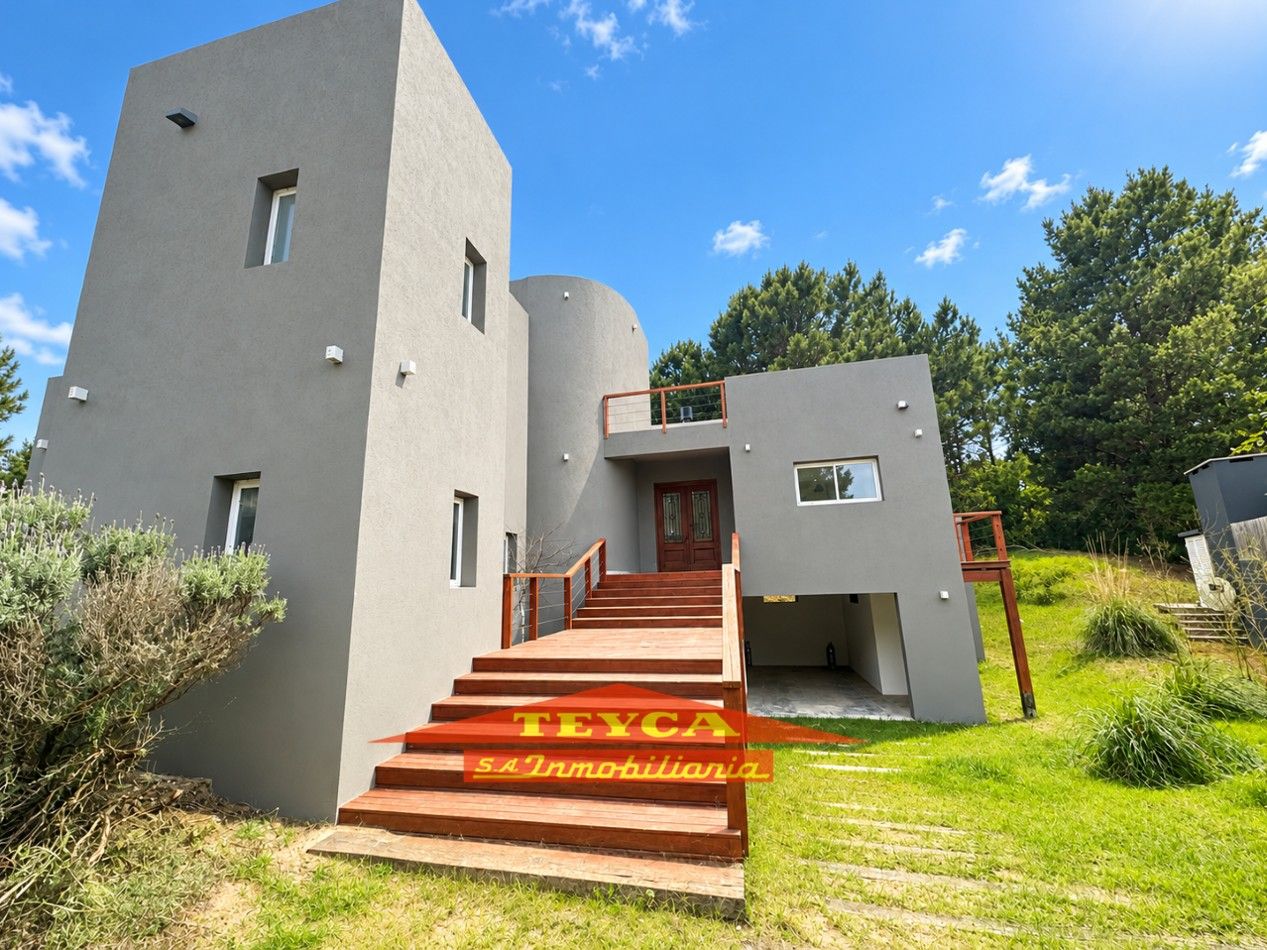 Casa en venta  4 ambientes