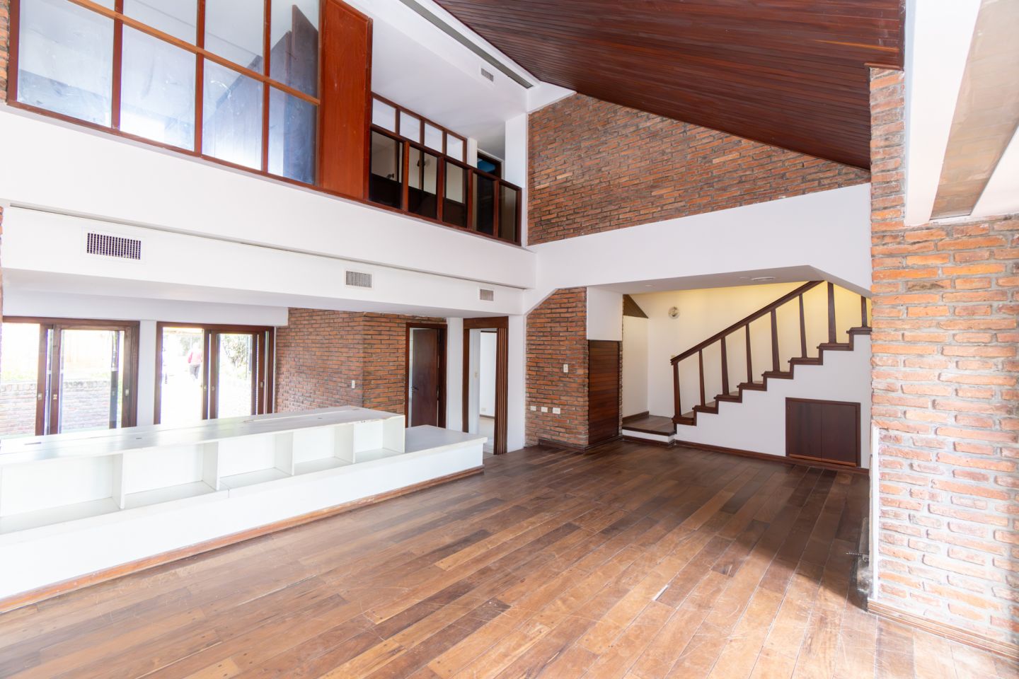 Casa en 6 300