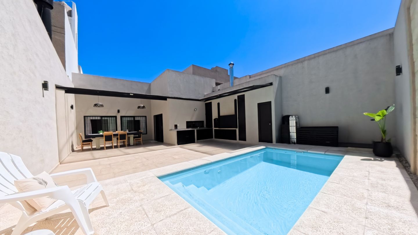 Casa en Venta en General San Martin, G.B.A. Zona Norte