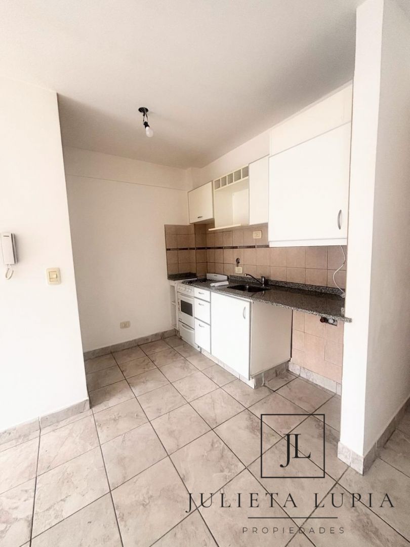 Departamento en Venta en Tres de Febrero, G.B.A. Zona Oeste