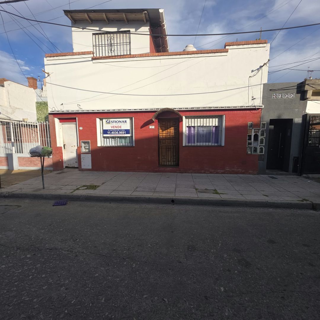 Casa en LOMAS VALENTINA 500