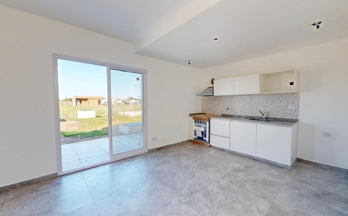 VENTA DE CASA EN Ezeiza - Laguna Azul - 10