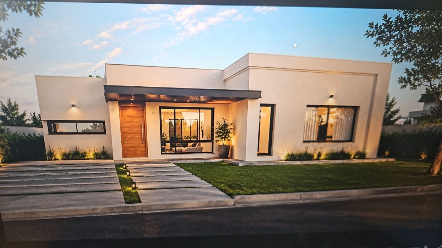 Casa en Area 13