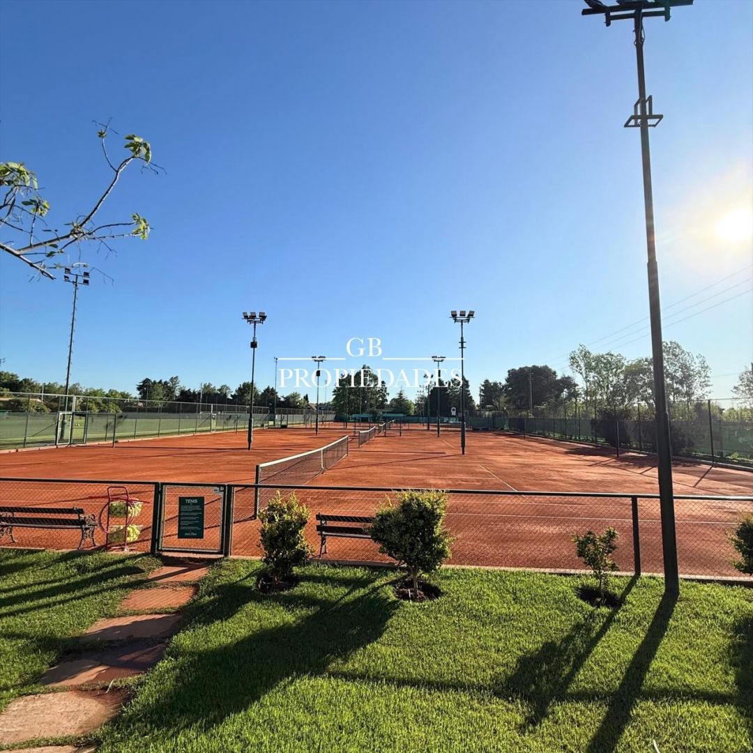 VENTA DE CASA EN Pilar - Ayres Plaza - 44