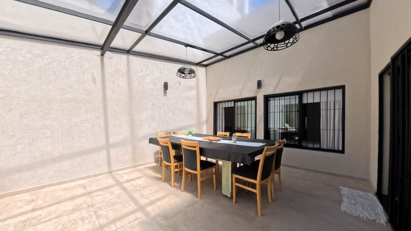 Casa en Venta en General San Martin, G.B.A. Zona Norte