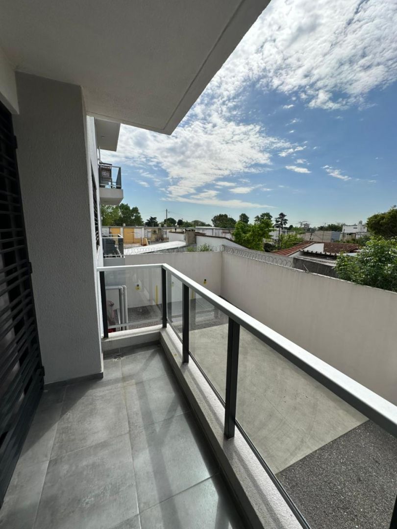 VENTA DE DEPARTAMENTO EN Hurlingham - Villa Tesei - 7