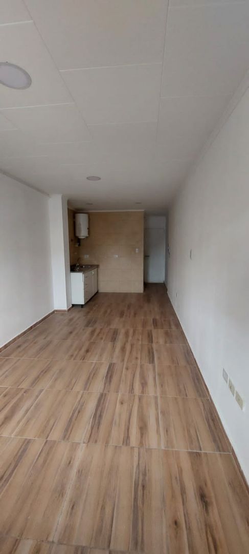 Departamento en SAN LORENZO 2000