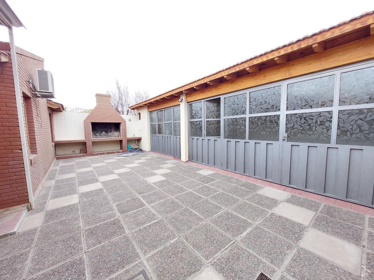 Casa en Alquiler en Maipu, Mendoza