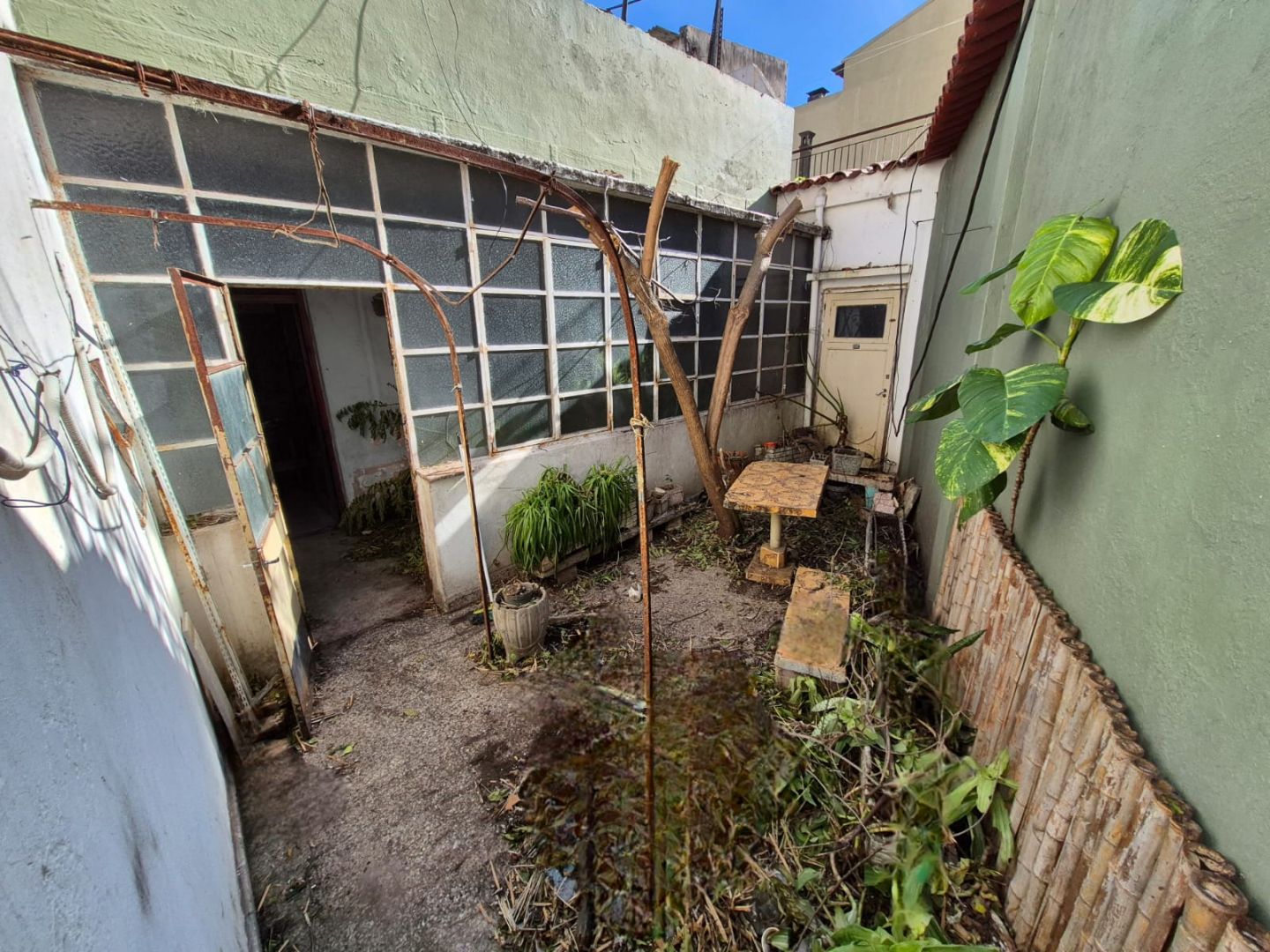 VENTA DE CASA EN Saavedra - 28