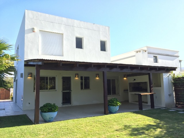 Casa EN ALQUILER TEMPORARIO