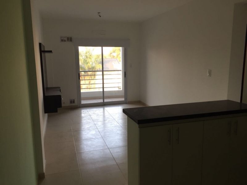 VENTA DE DEPARTAMENTO EN Florencio Varela - Centro - 2