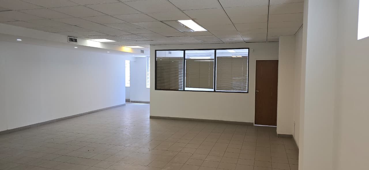VENTA DE OFICINA EN Neuquén - 2