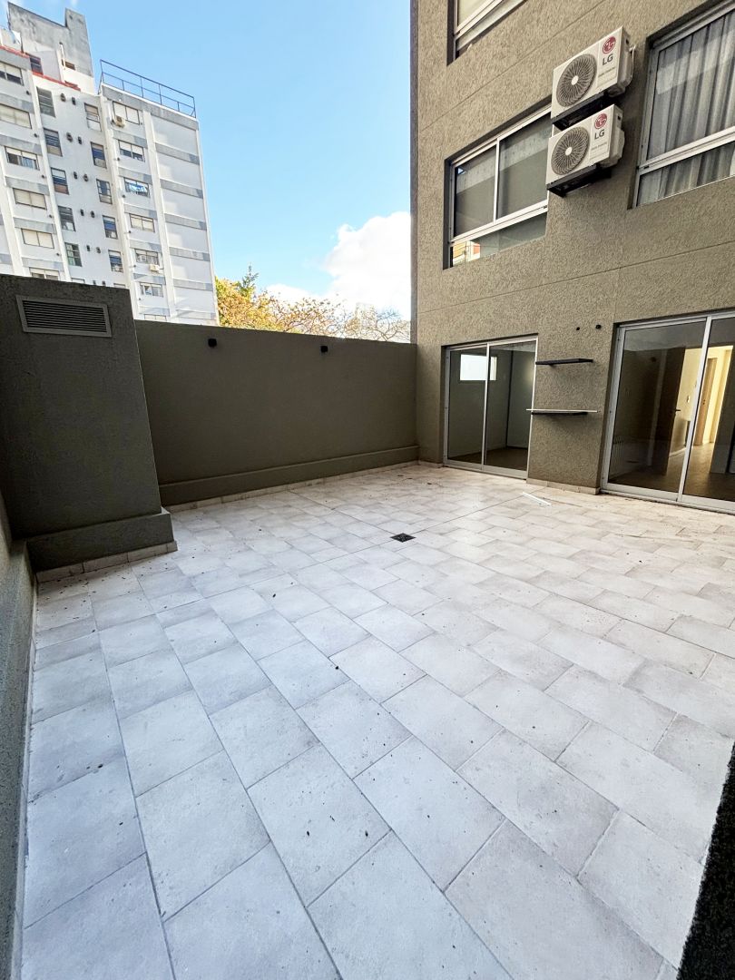 Departamento en AV. ALVAREZ THOM 3100