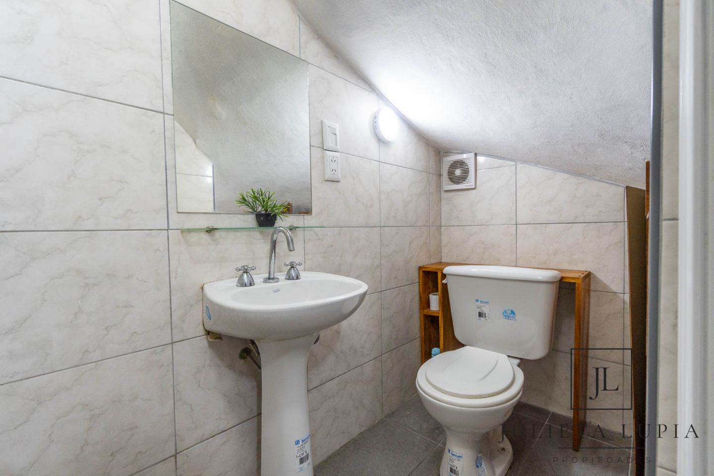 Casa en Venta en General San Martin, G.B.A. Zona Norte