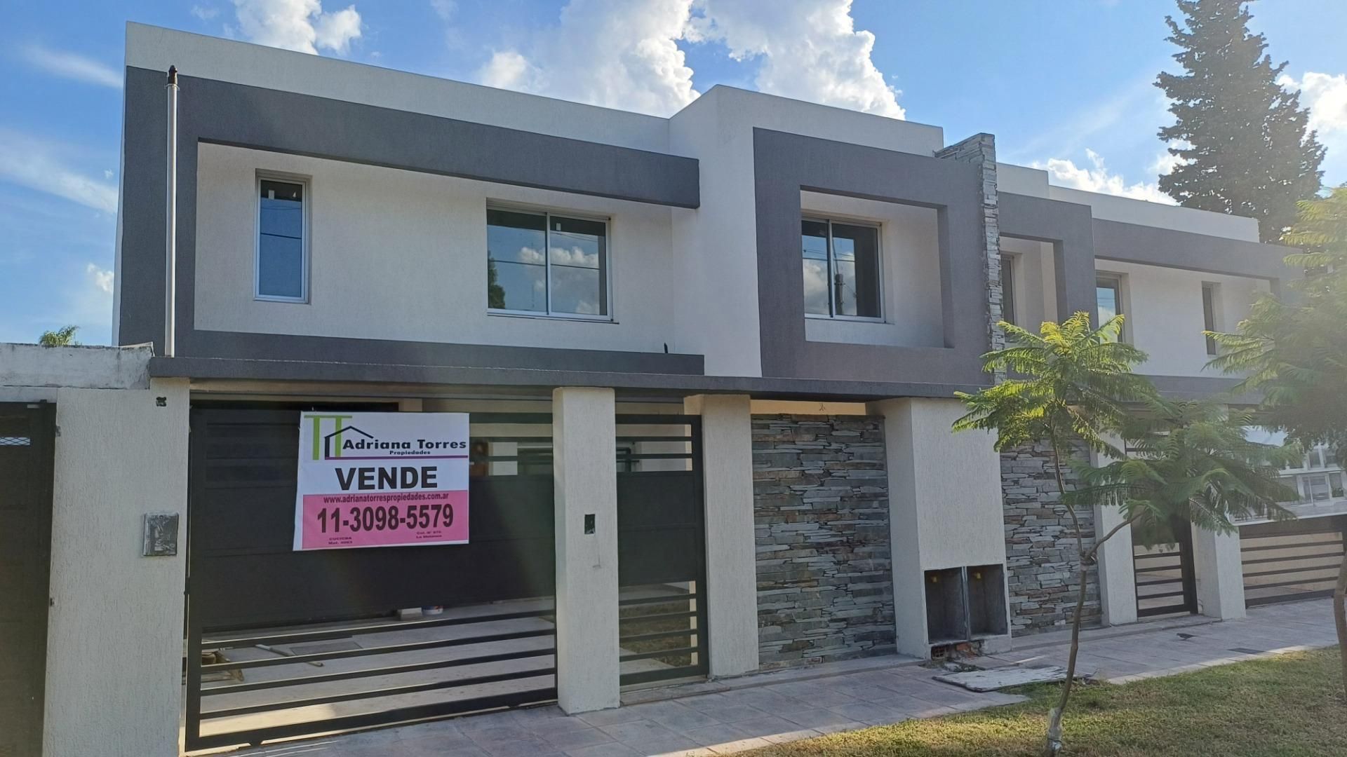 4 Ambientes,Cochera, Pileta Dominguez al 3200, Castelar