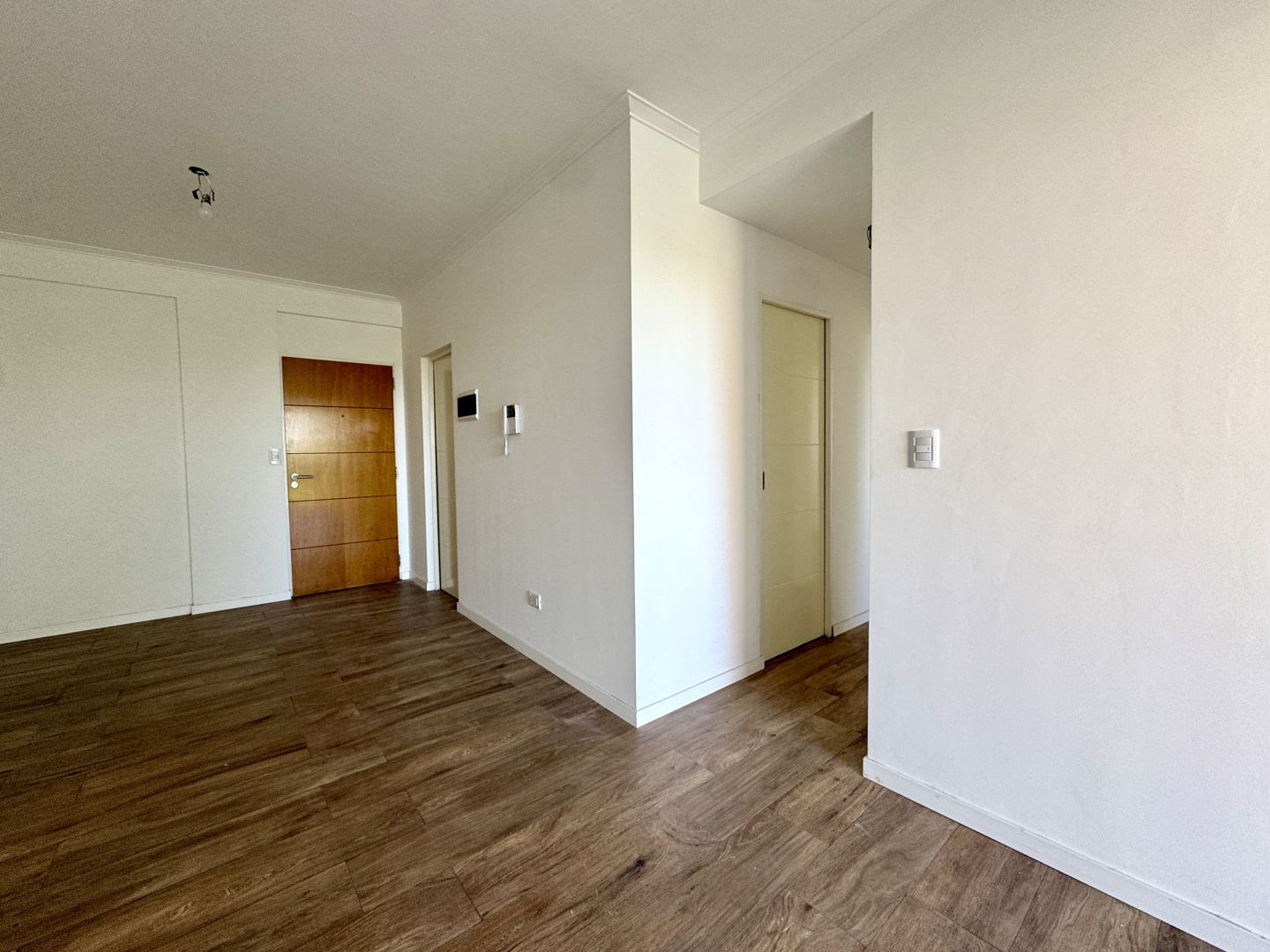 VENTA DE DEPARTAMENTO EN Tres de Febrero - Sáenz Peña - 38