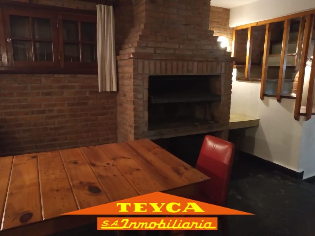Casa en venta Lasalle 4 ambientes