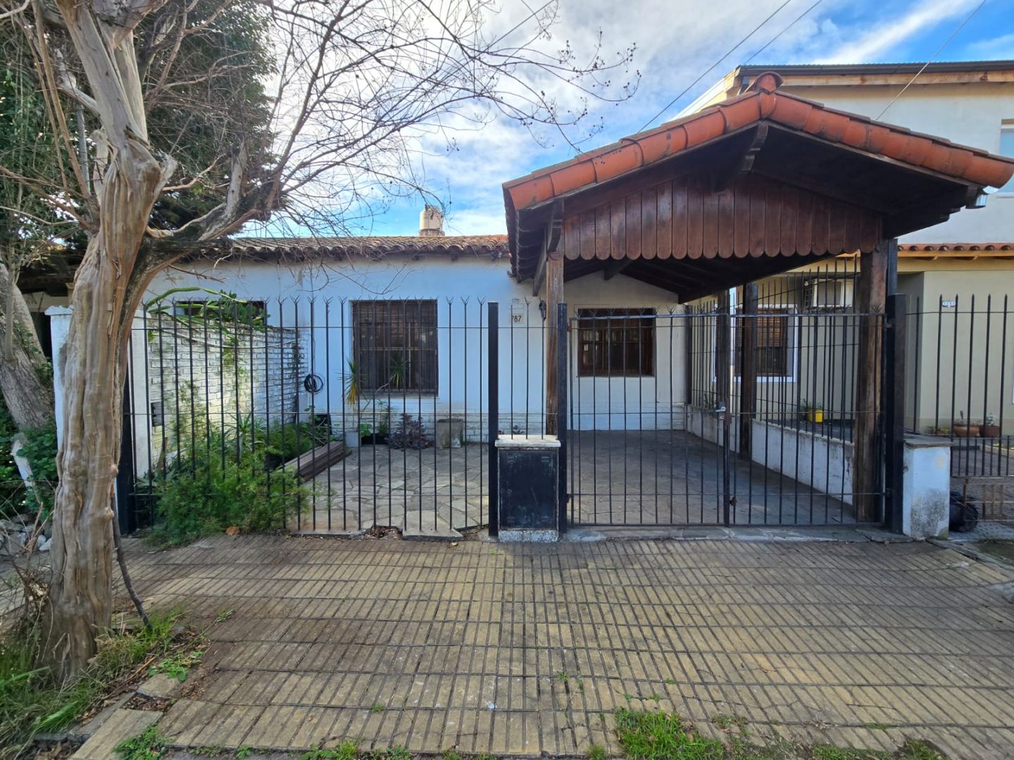 Casa en venta Ciudad Jardín Lomas 4 ambientes