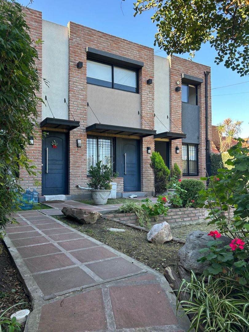 Casa EN ALQUILER