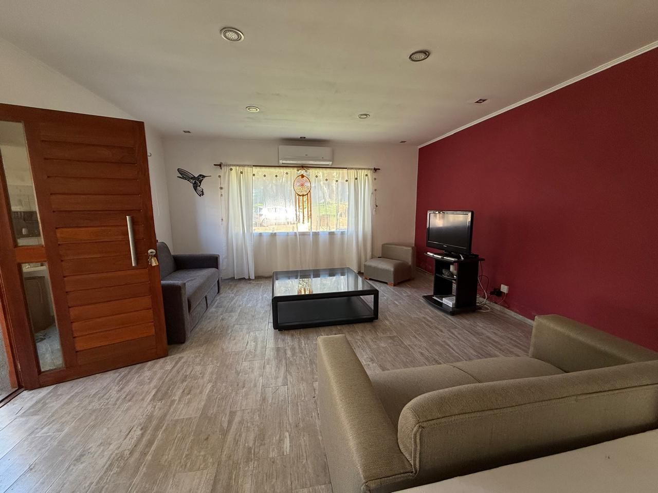 Casa EN VENTA Y ALQUILER