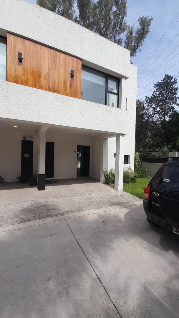 Casa en Venta en Ituzaingo, G.B.A. Zona Oeste