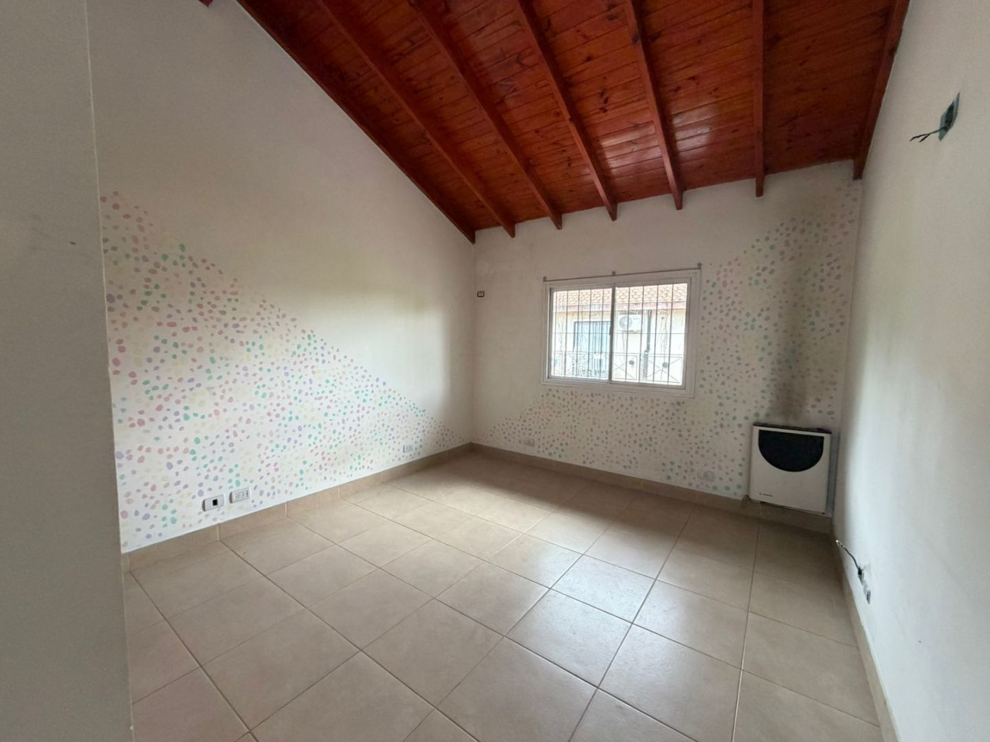 ALQUILER DE CASA EN San Miguel - Muñiz - 11