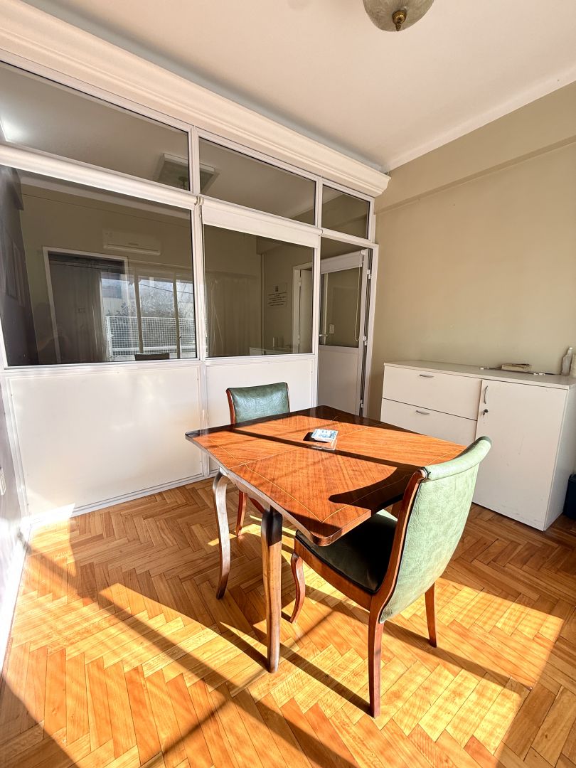 VENTA DEPARTAMENTO / OFICINA 4 AMB - APTO PROFESIONAL Y APTO CREDITO