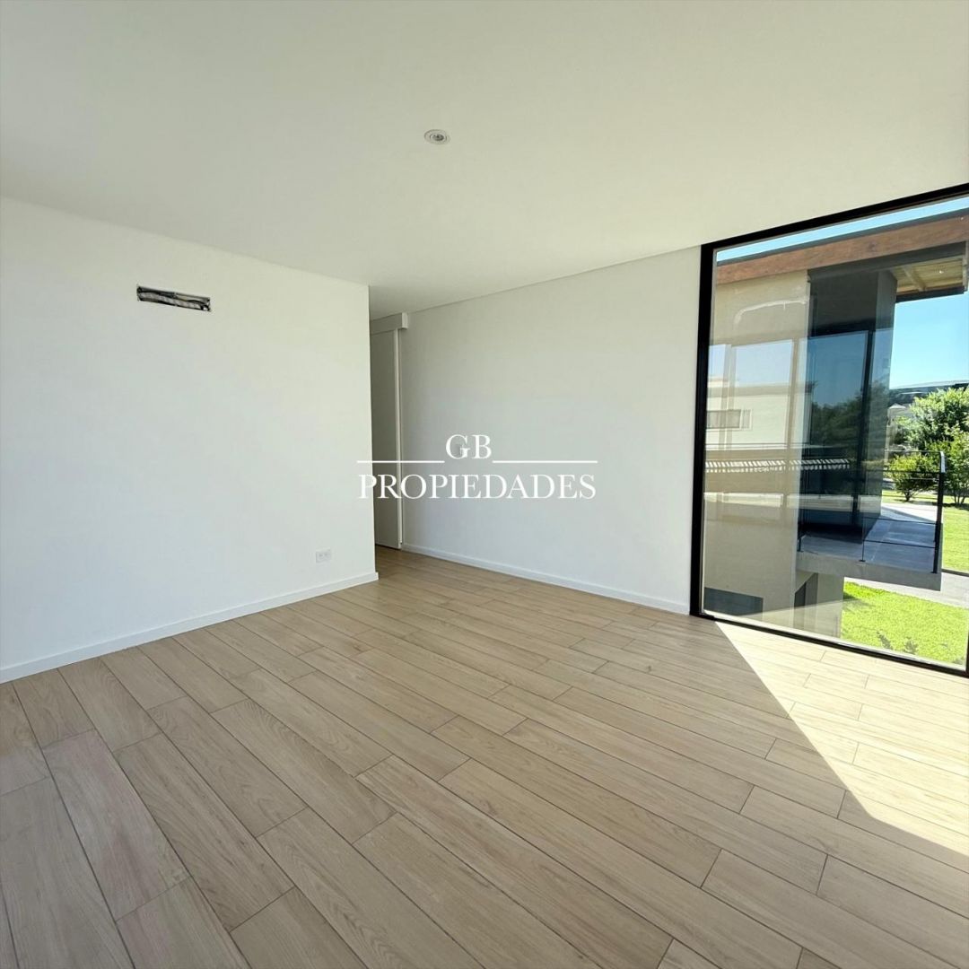 VENTA DE CASA EN Pilar - Ayres Plaza - 34