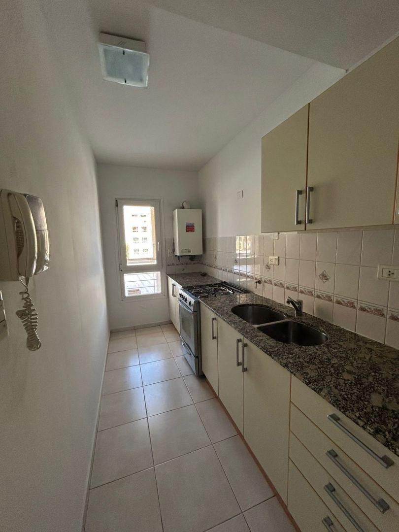 ALQUILER DE DEPARTAMENTO EN Neuquén - centro - 4