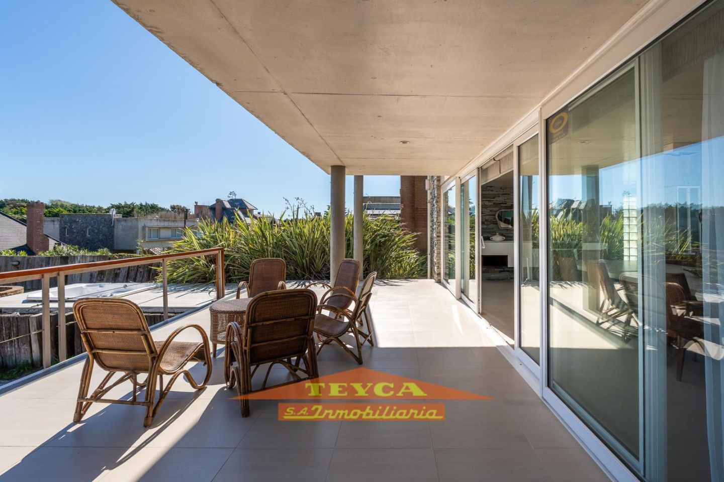 Casa en venta  6 ambientes