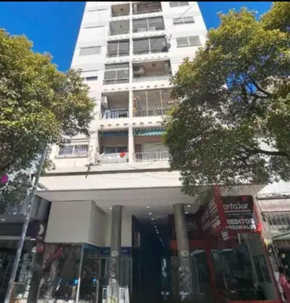 Departamento en Rivadavia 100