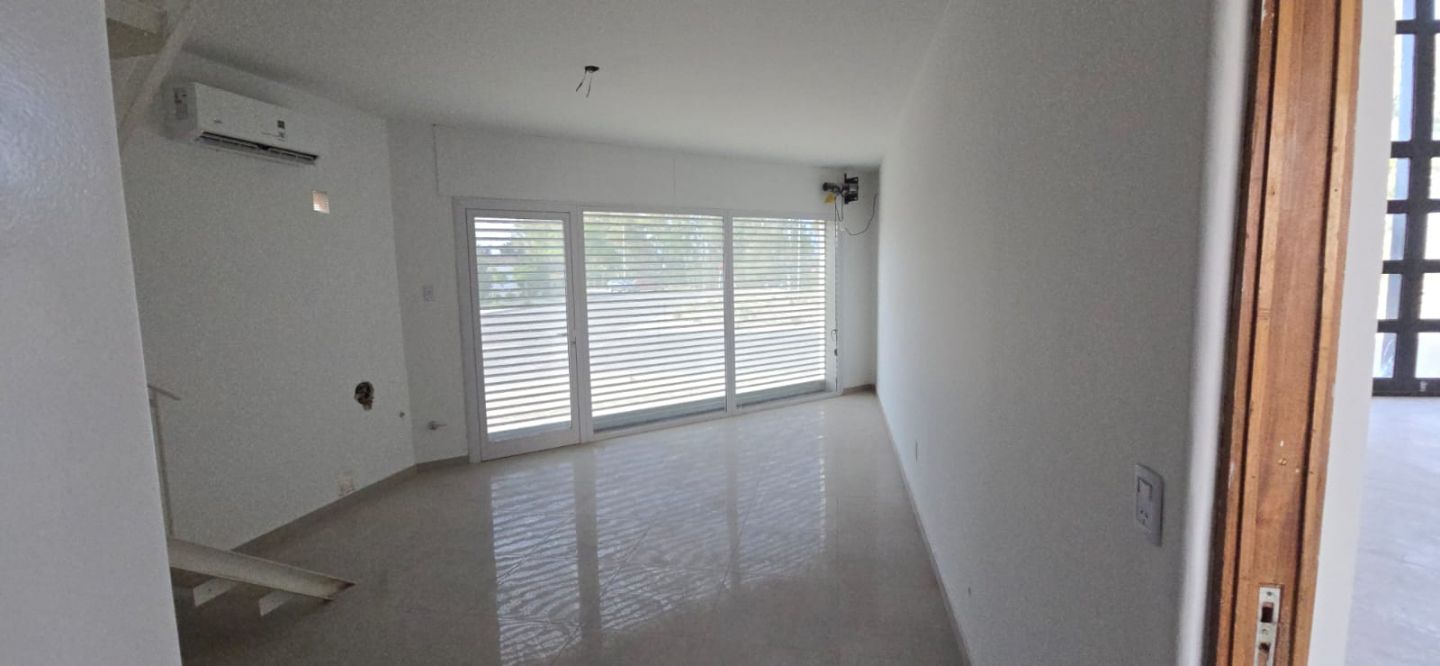 VENTA DE GALPON EN Centenario - 31