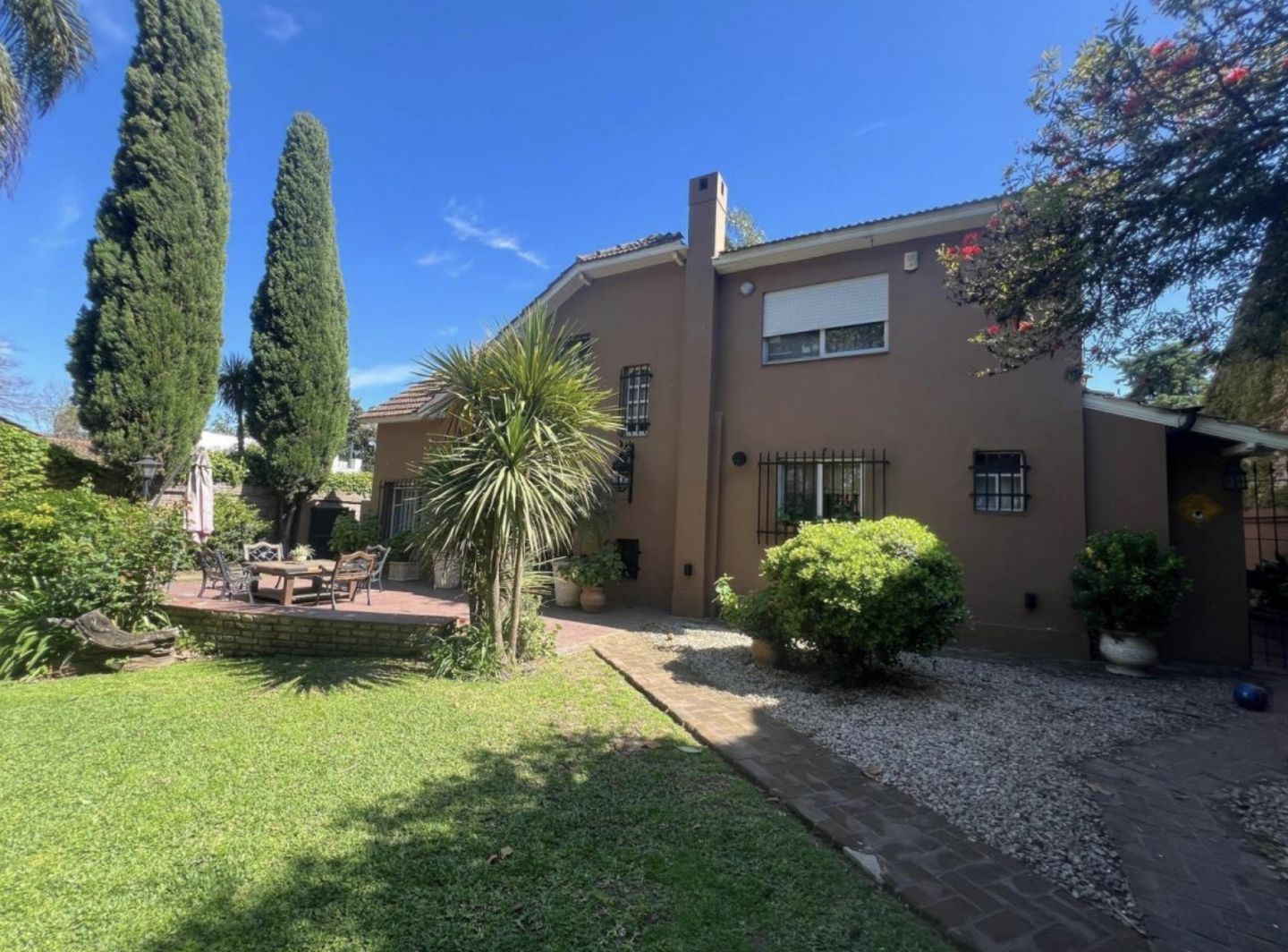 Casa EN ALQUILER