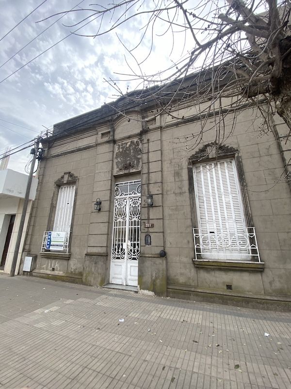 Casa en venta Centro 5 ambientes