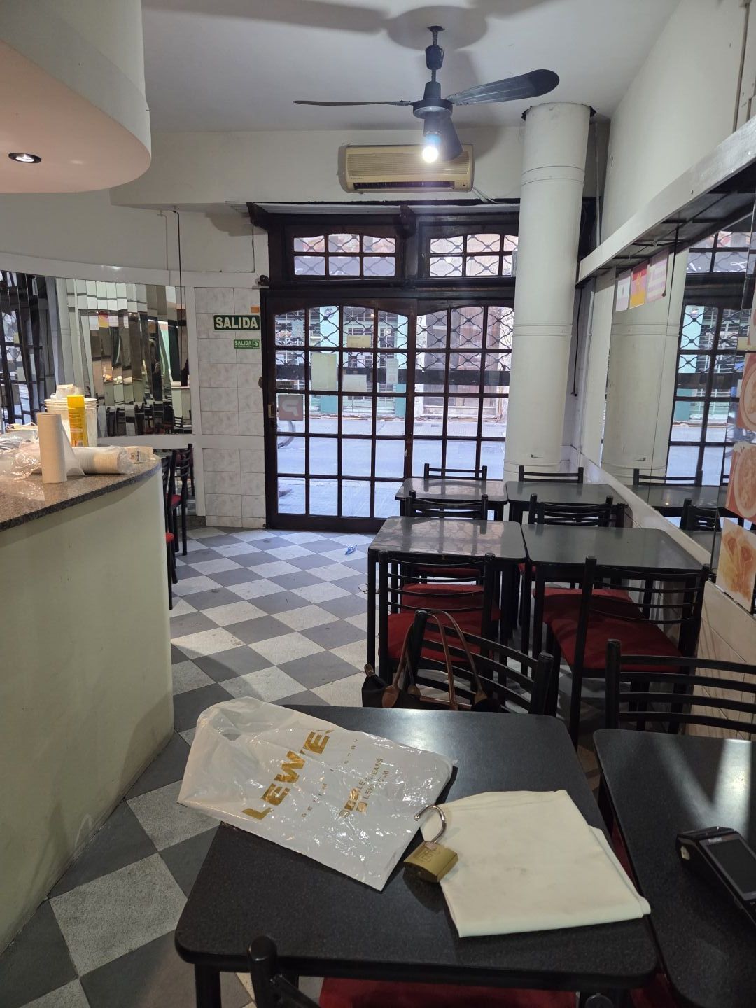 Local Comercial en Venta en Congreso, Capital Federal