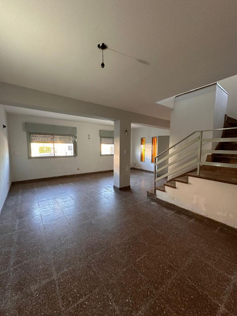 Casa EN ALQUILER