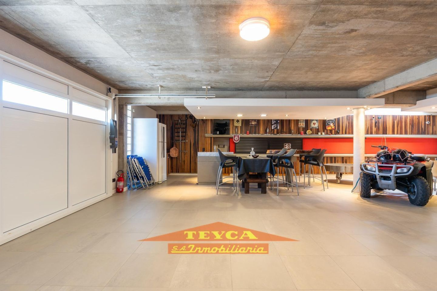 Casa en venta  6 ambientes