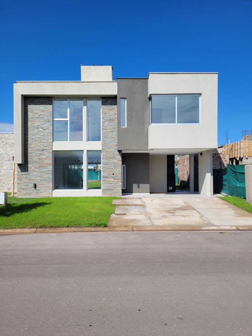 Casa en Venta en Guaymallen, Mendoza